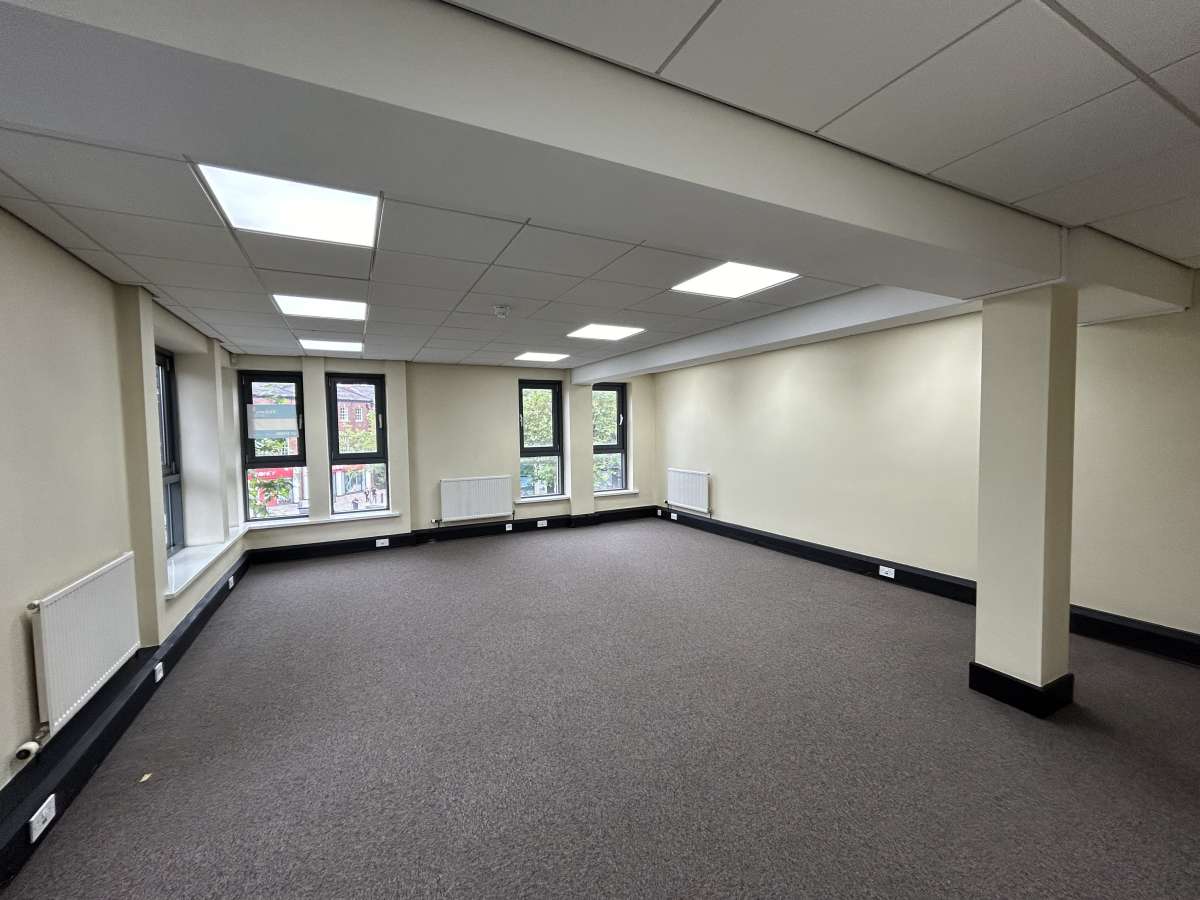 Office in Wakefield - photo 3