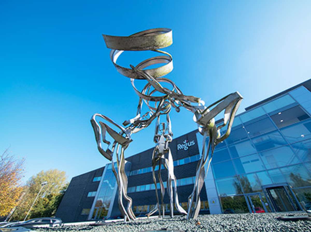 Office in Luton - photo 2