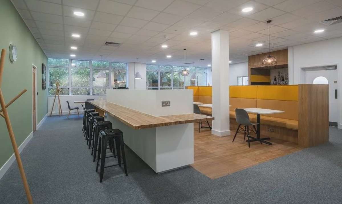 Office in Huntingdon - photo 2