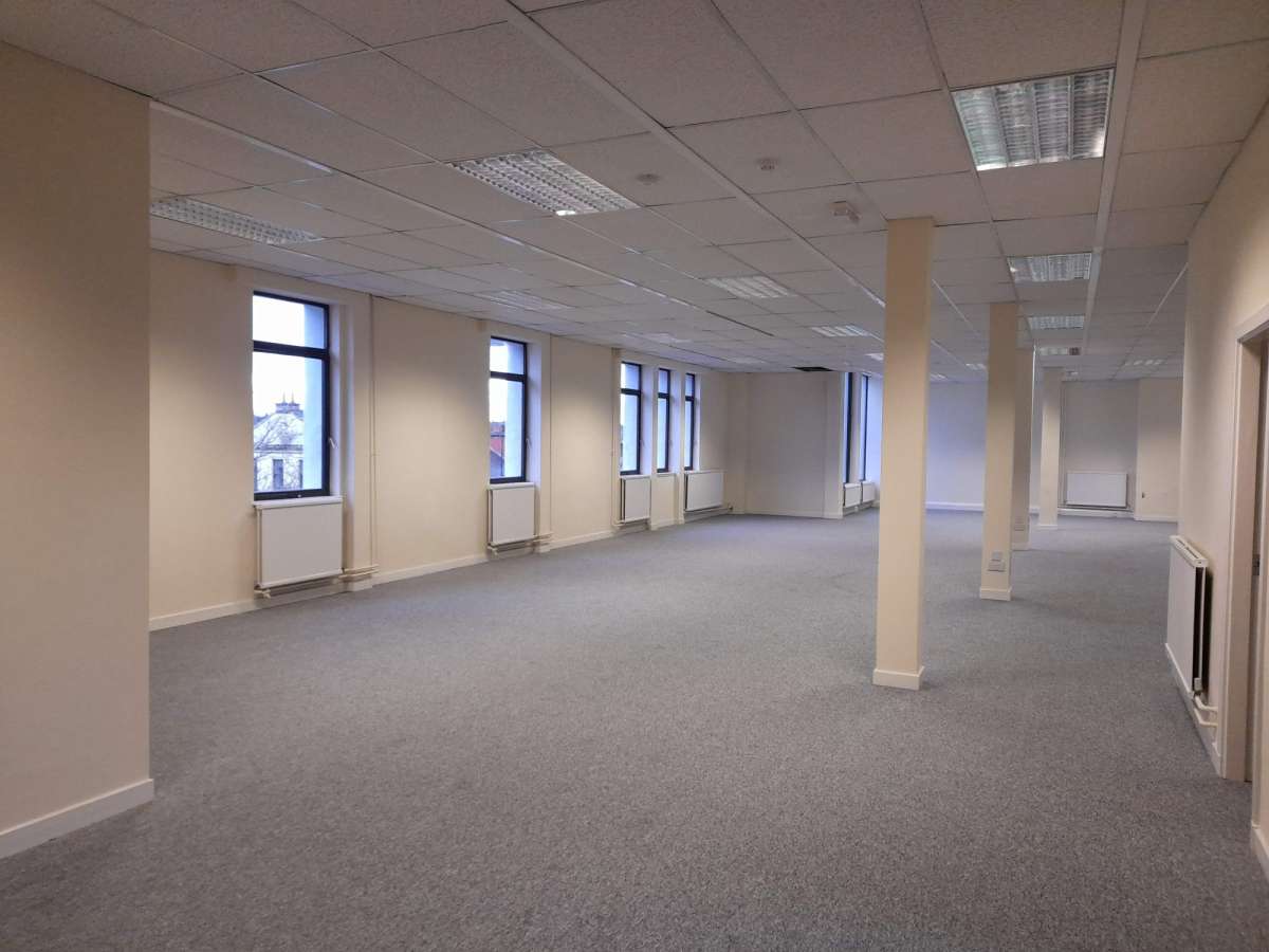 Office in Airdrie - photo 4