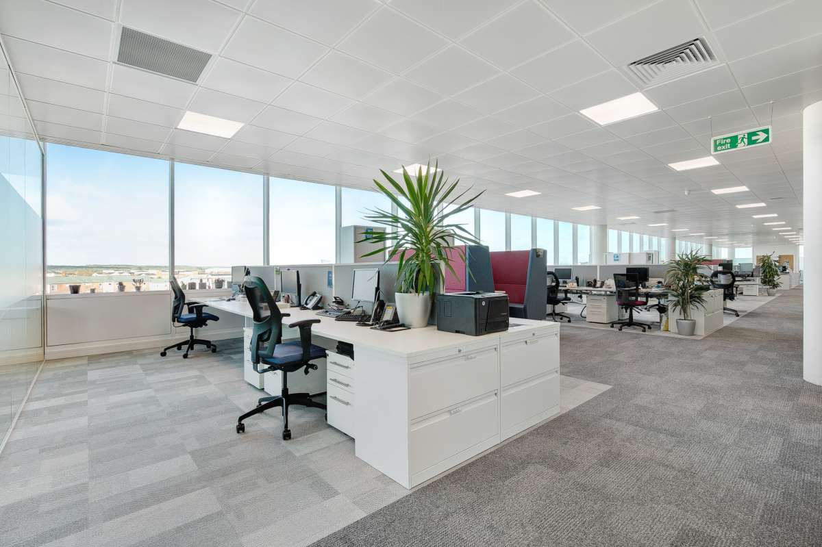 Office in Hatfield - photo 3