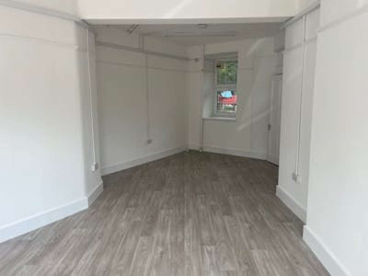 Office in Brockley - photo 3