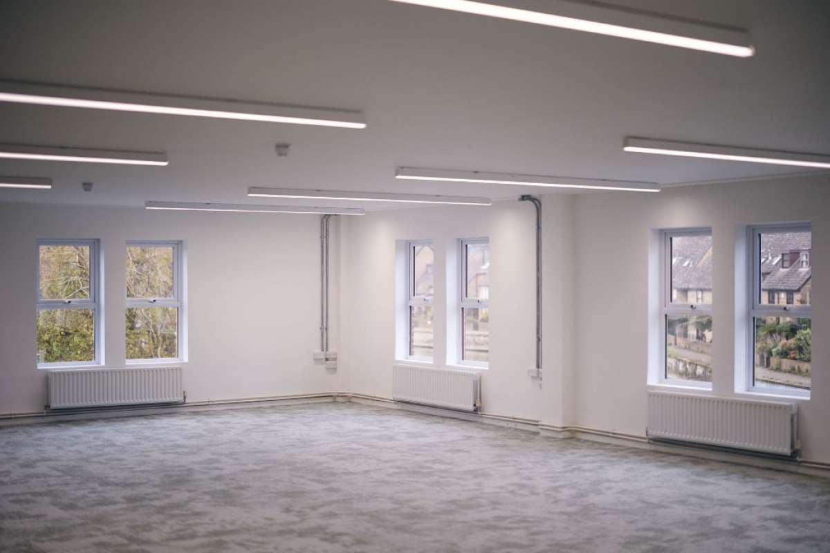 Office in Oxford - photo 3