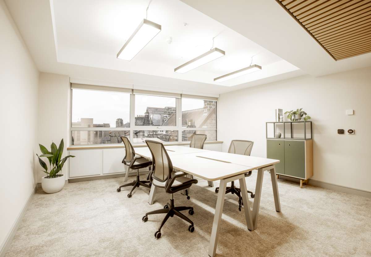 Office in Harrogate - photo 3