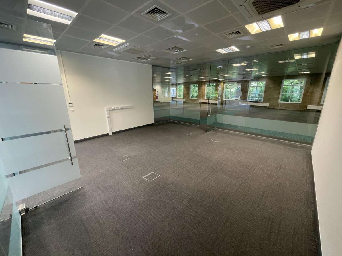 Office in Halifax - photo 3