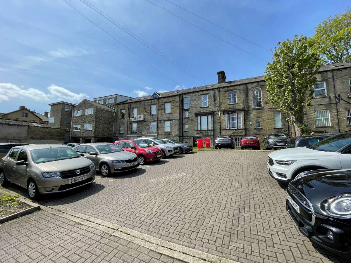 Office in Halifax - photo 2