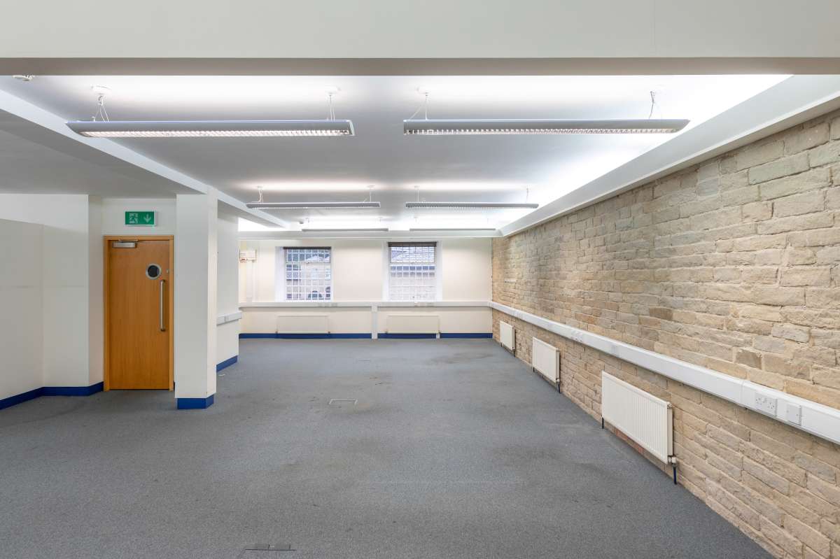 Office in Halifax - photo 3