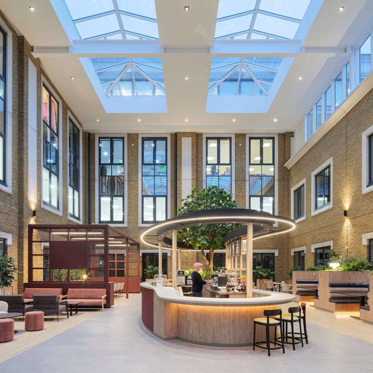 Office in Bracknell - photo 2