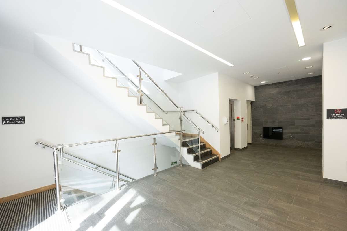 Office in Cambridge - photo 3