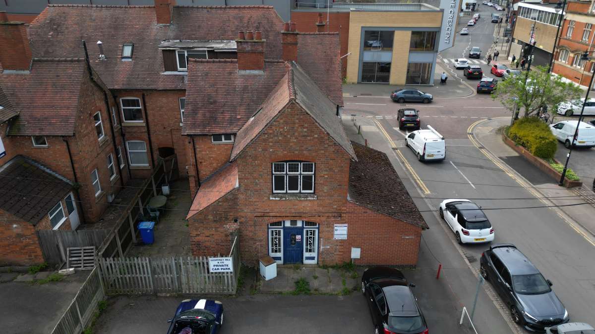 Office in Hinckley - photo 4