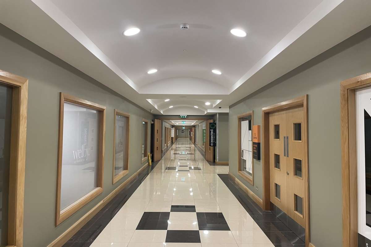 Office in Lisburn - photo 2