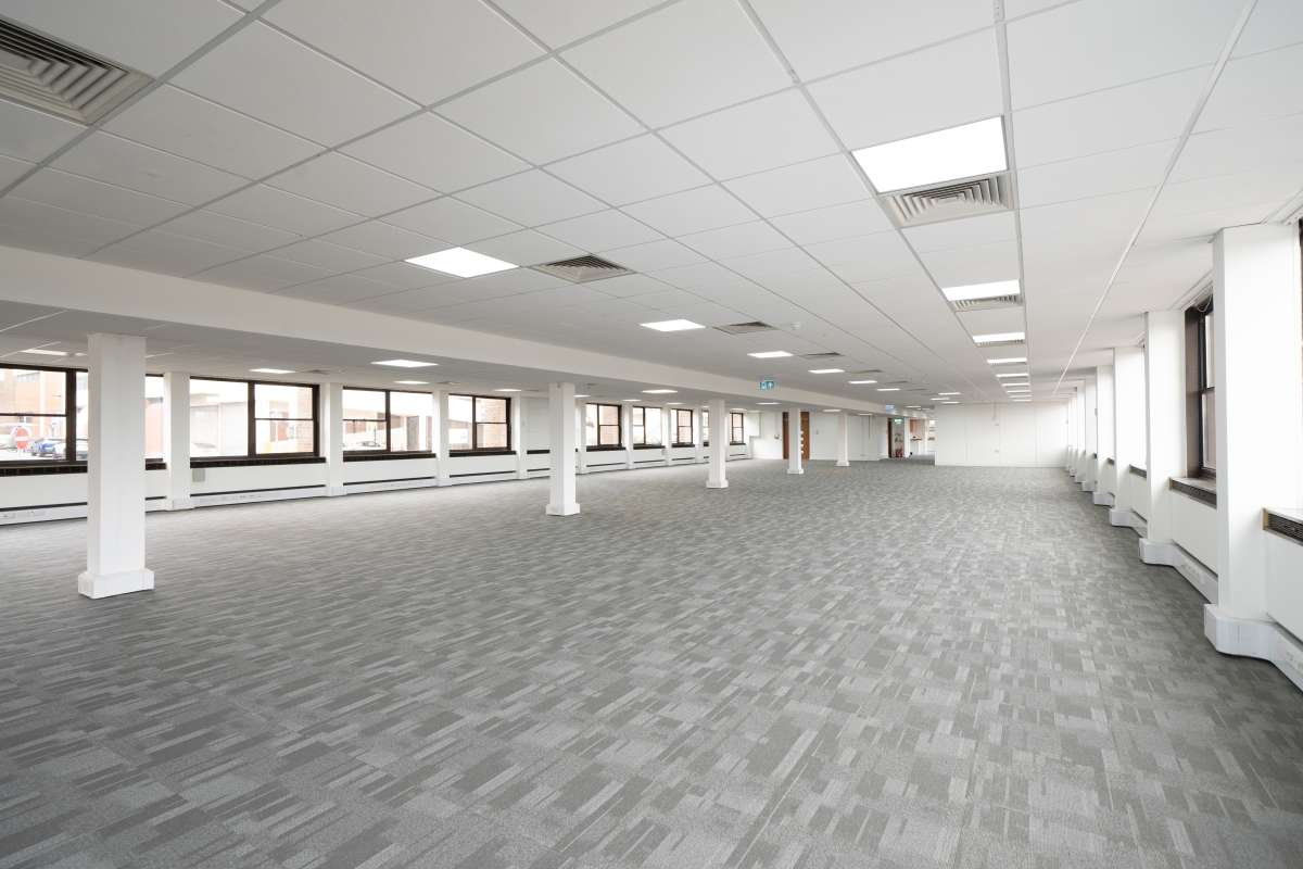 Office in Bromley - photo 3