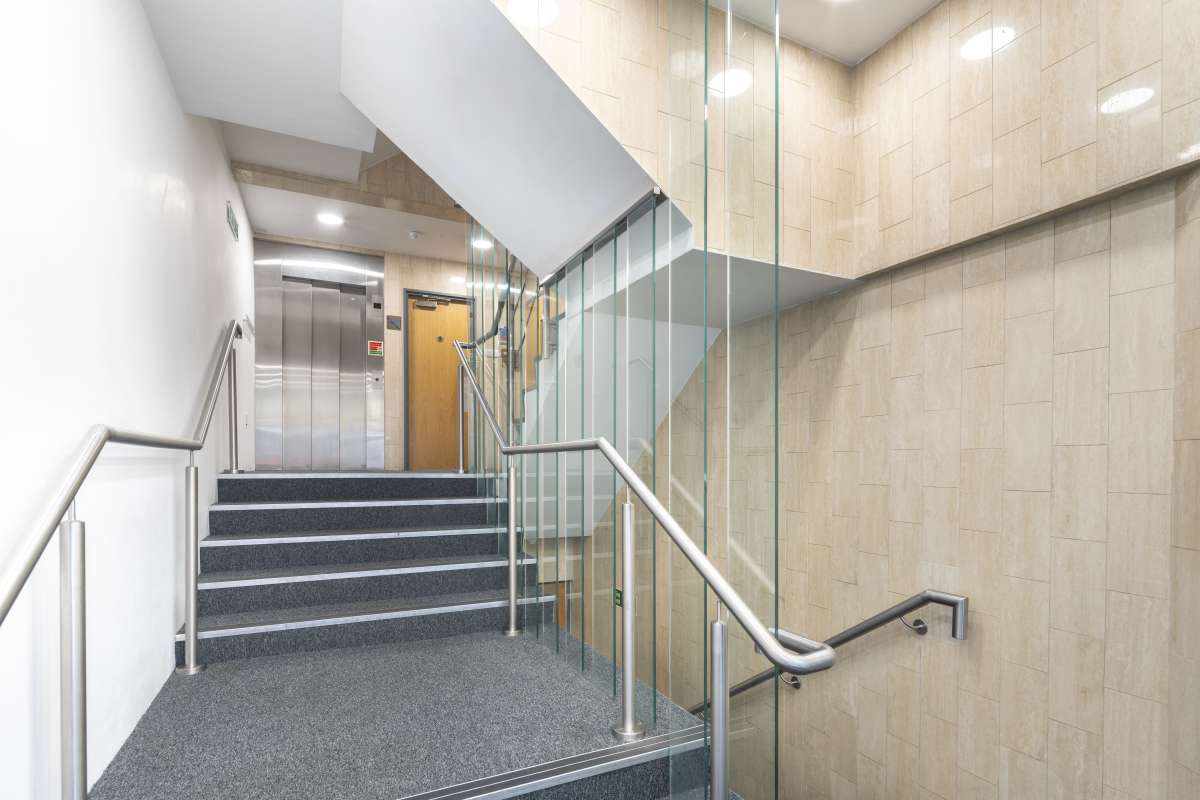 Office in Brighton - photo 2