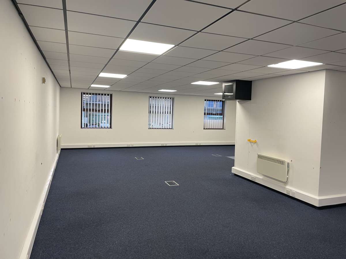 Office in Manchester - photo 4