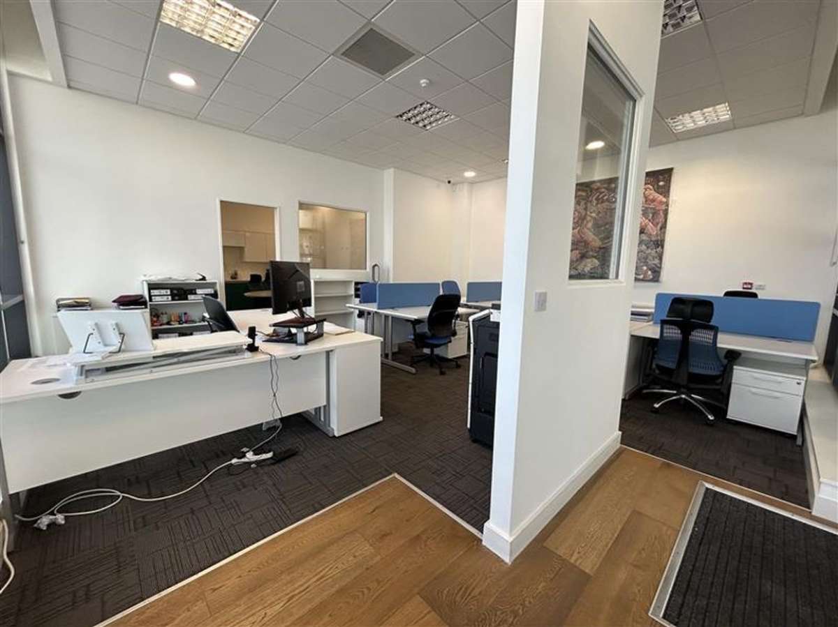 Office in Plymouth - photo 4