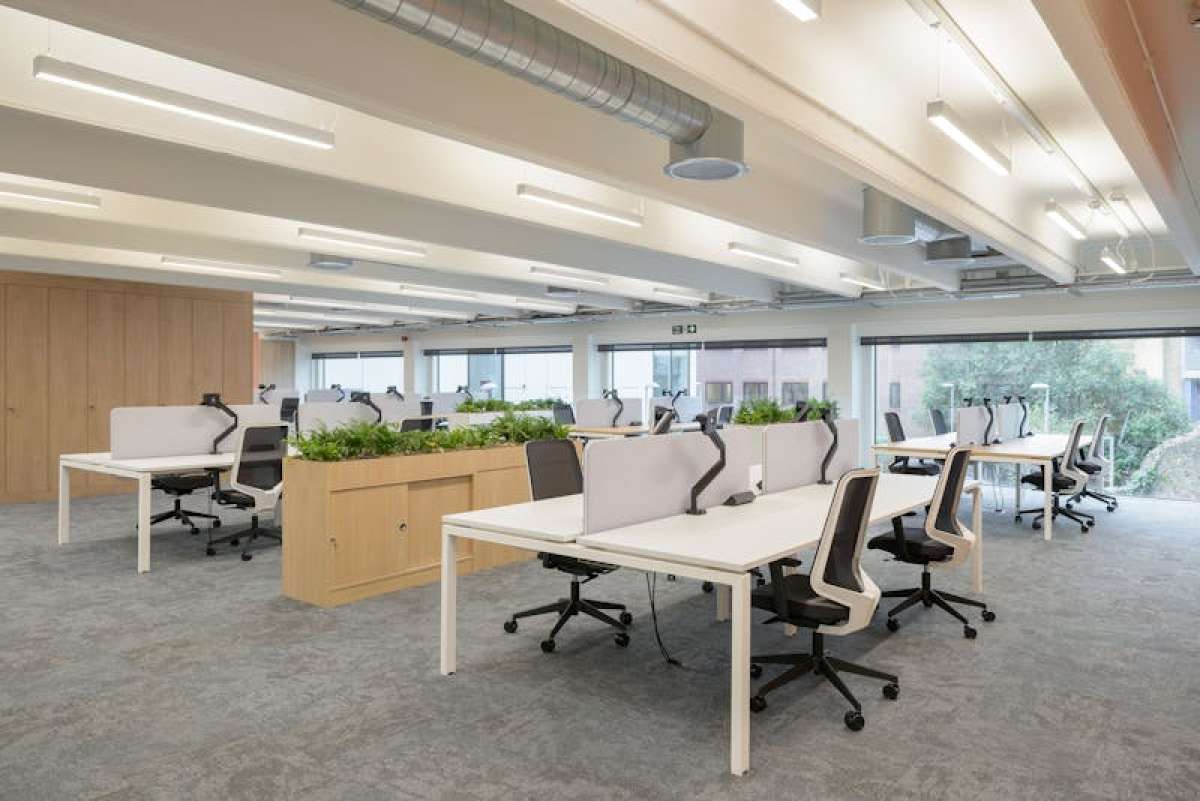 Office in Reading - photo 3