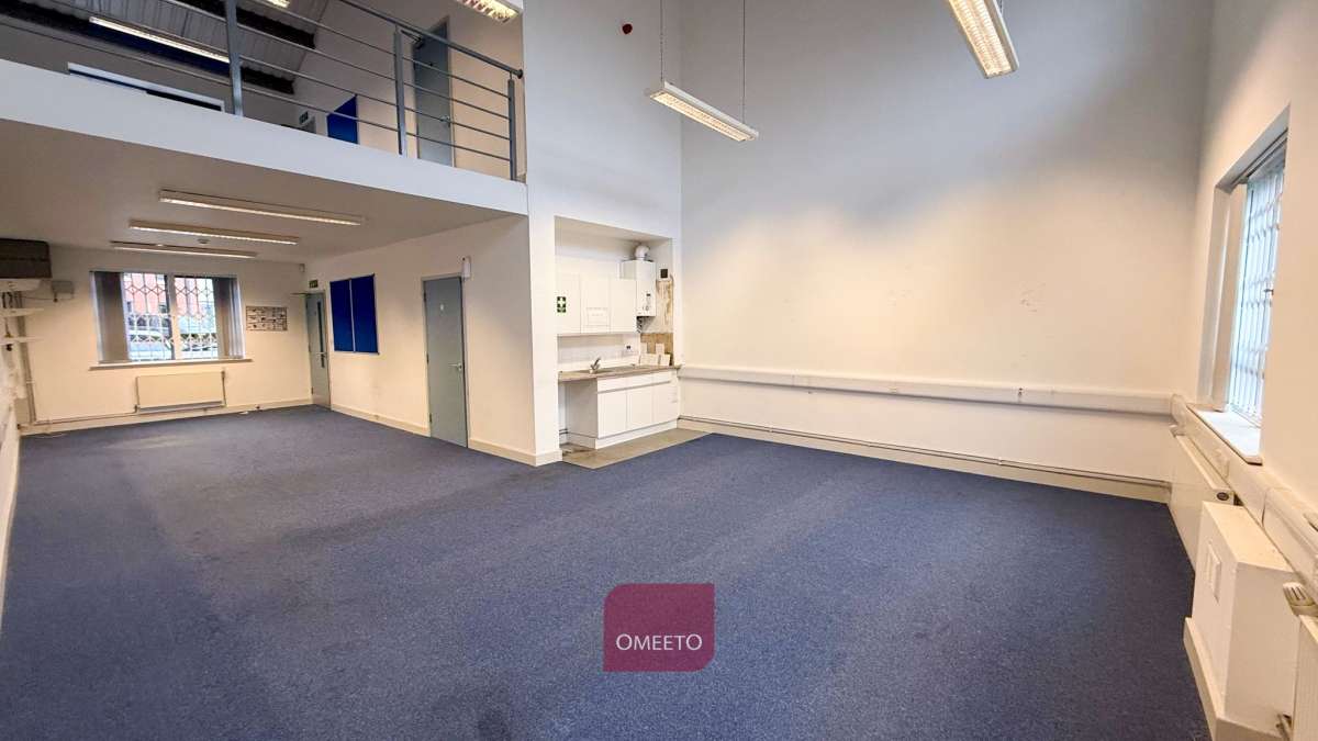 Office in Nottingham - photo 2