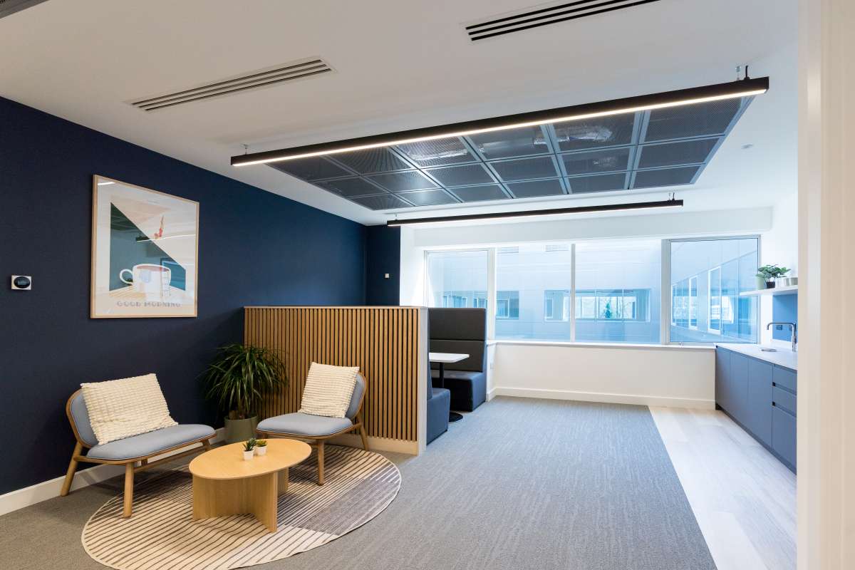 Office in Marlow - photo 2