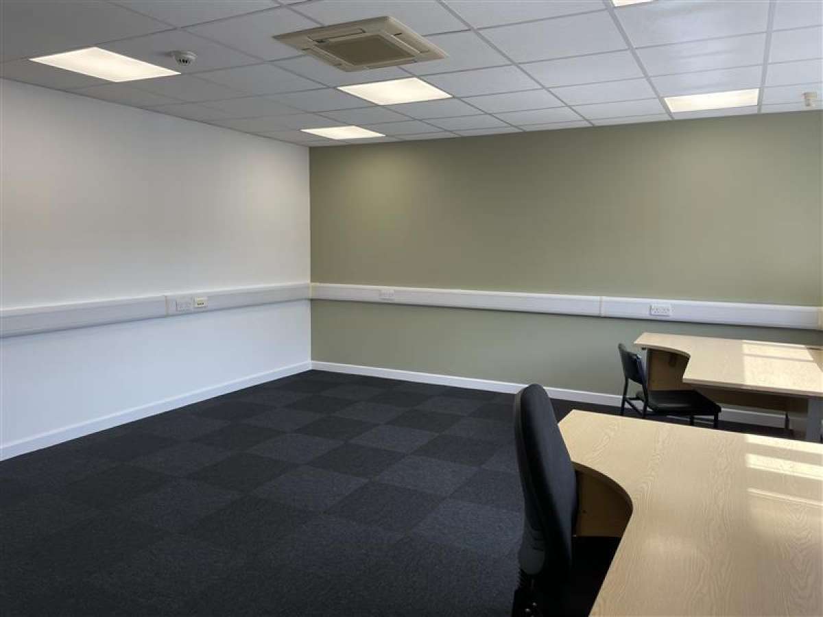 Office in Bury St Edmunds - photo 4