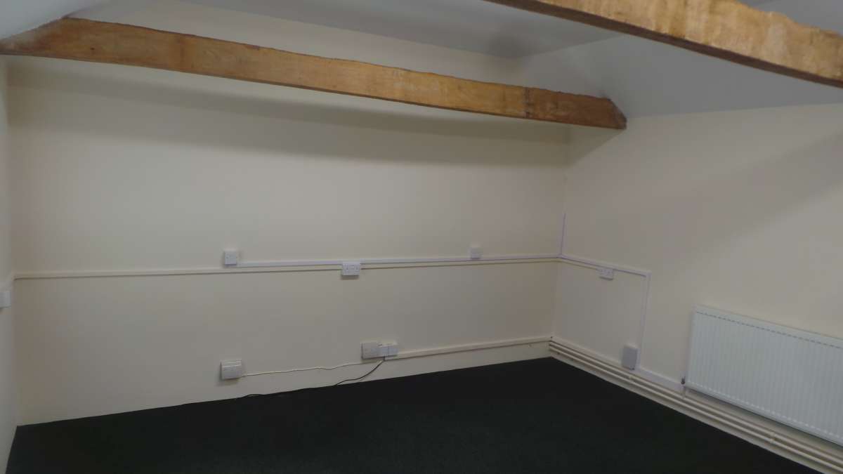 Office in Faversham - photo 4
