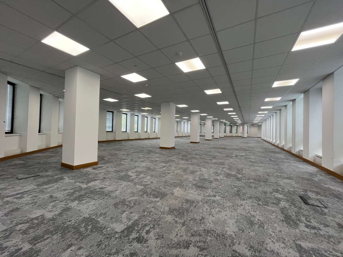 Office in Colchester - photo 3