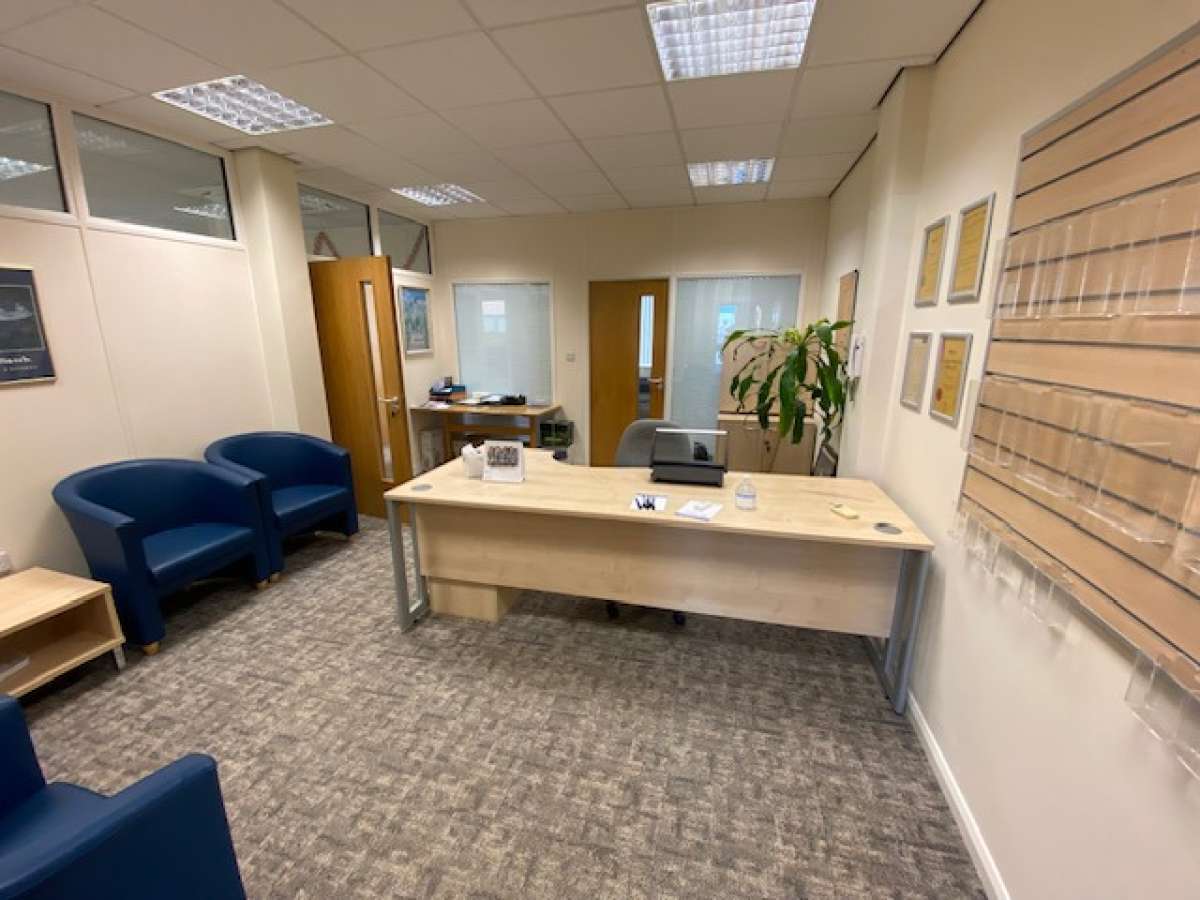 Office in St Neots - photo 3