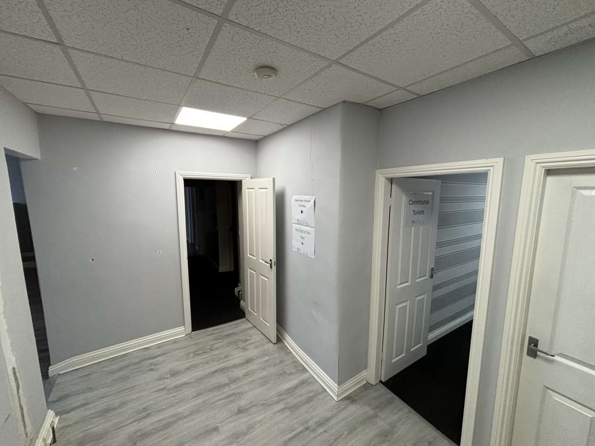 Office in Halifax - photo 3