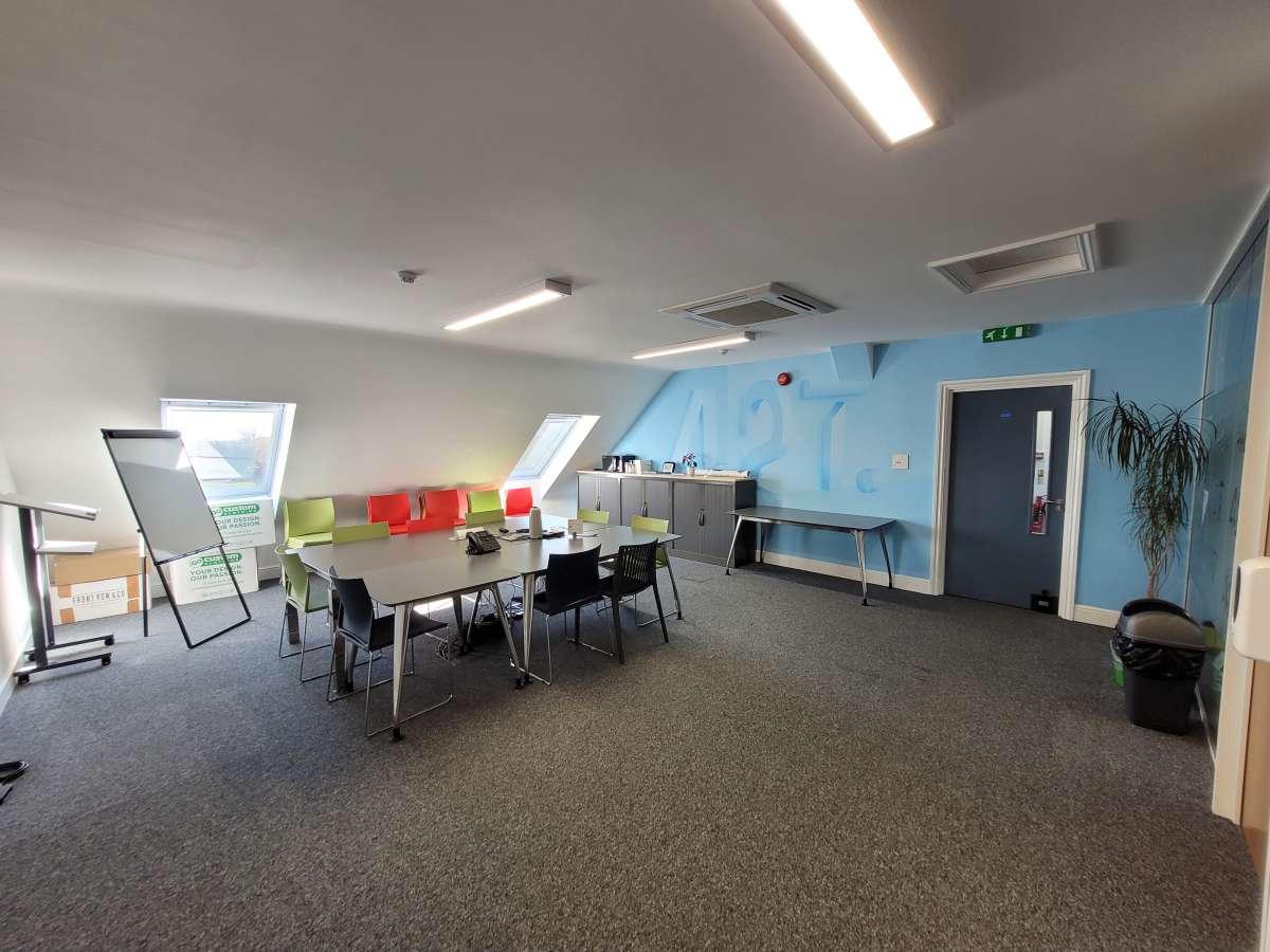 Office in St Ives (Cambs) - photo 4