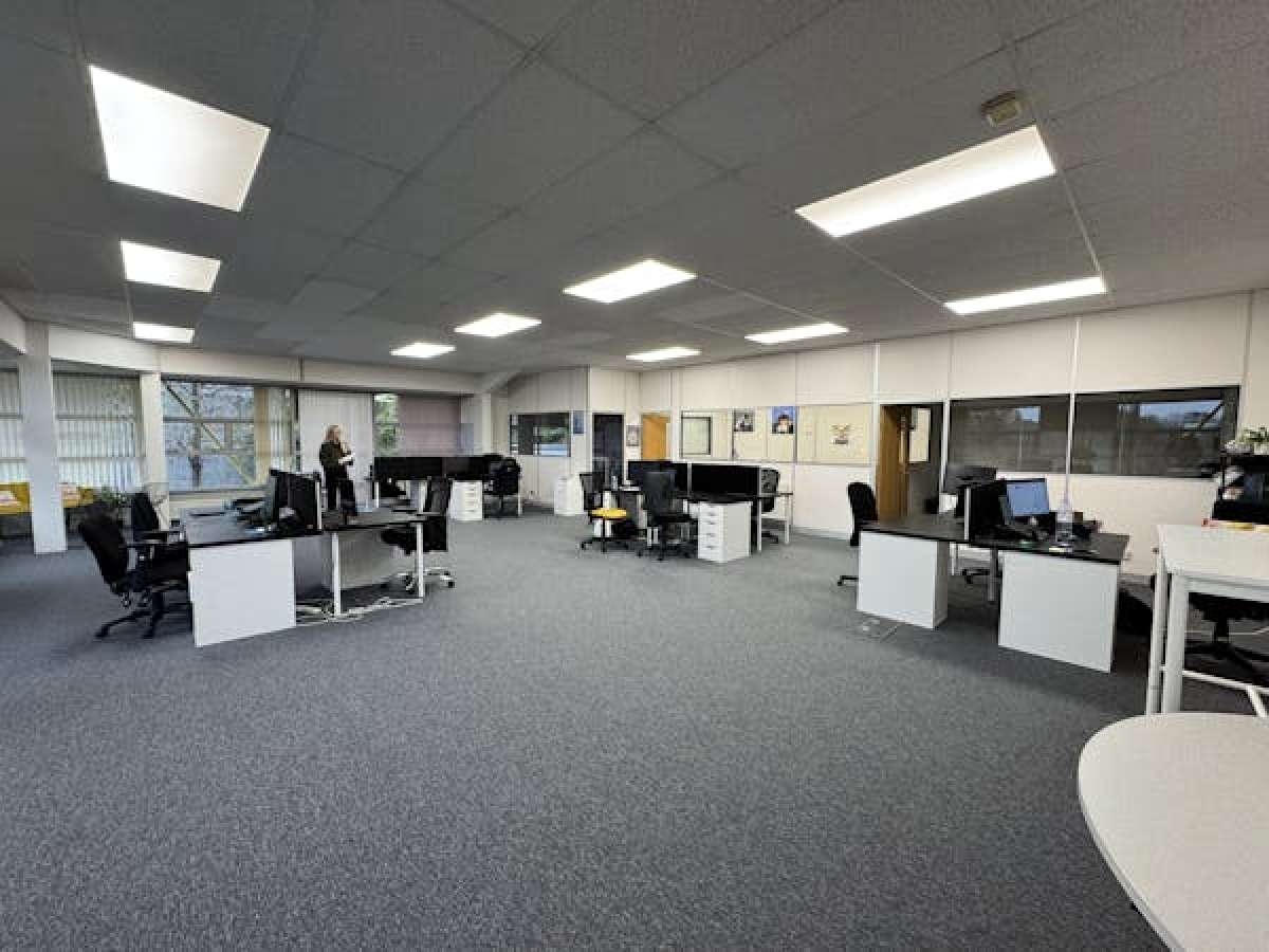 Office in Worcester - photo 4