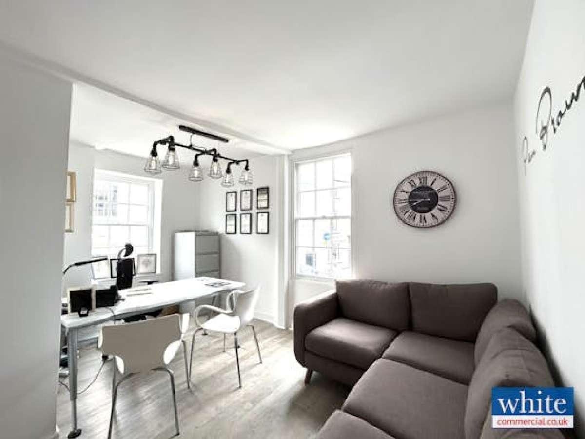 Office in Bicester - photo 4