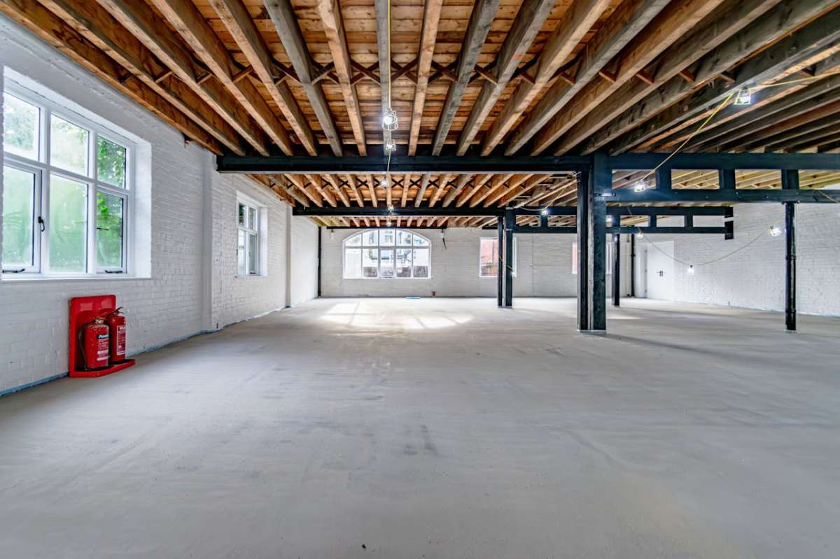 Office in Bournemouth - photo 4