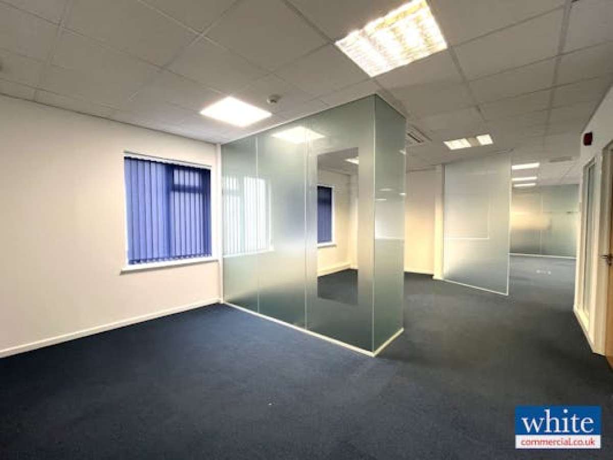 Office in Banbury - photo 3