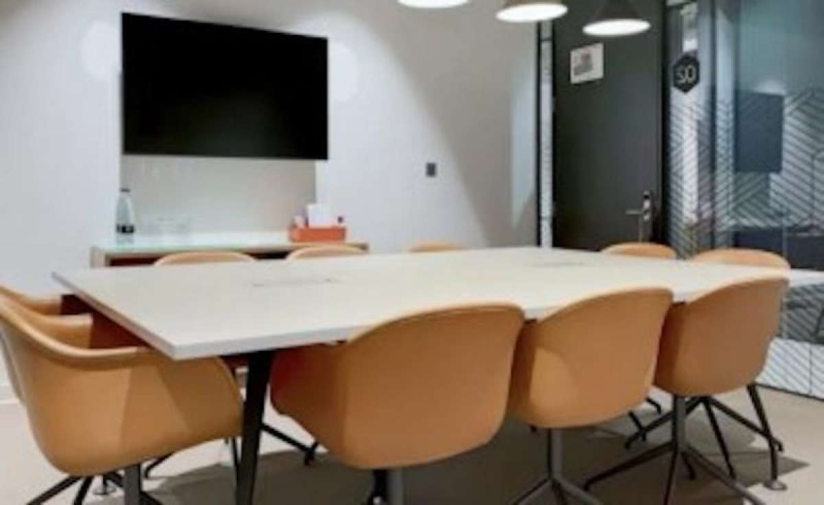 Office in Brighton - photo 3