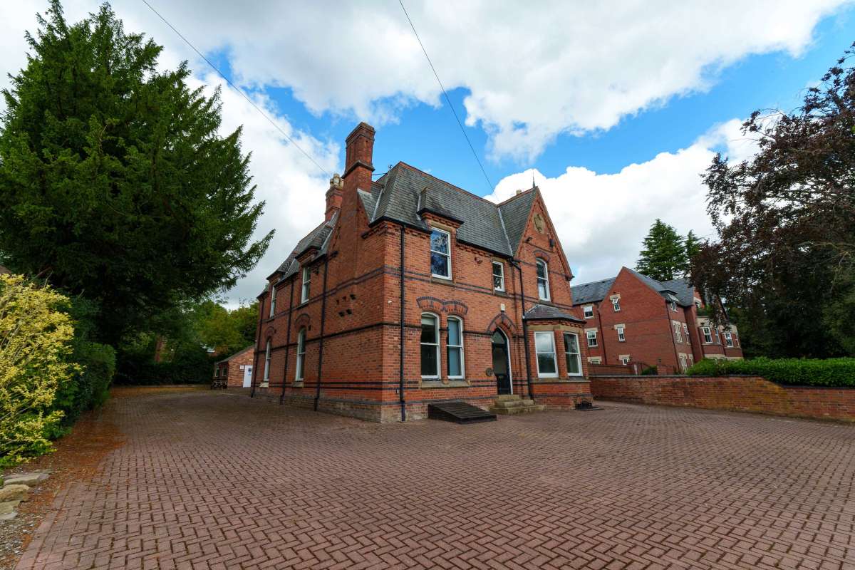 Office in Leicester - photo 2