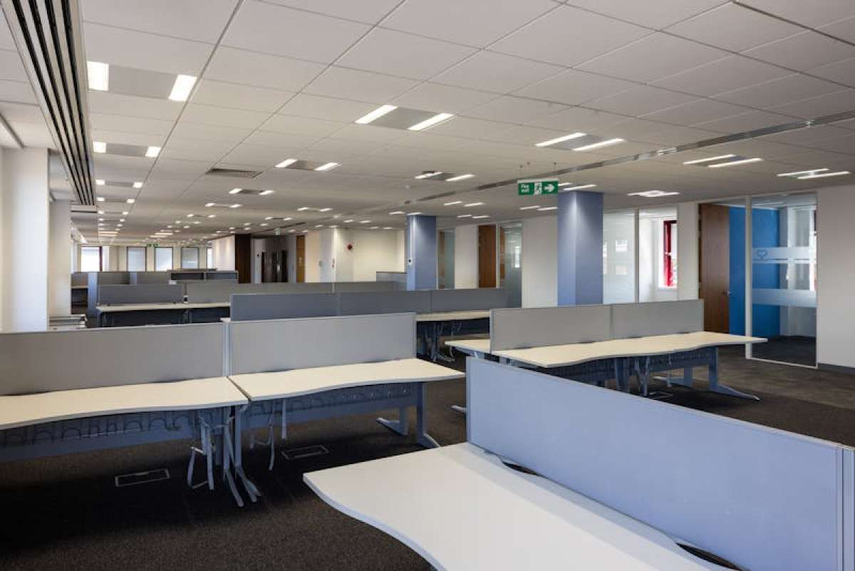 Office in Reading - photo 4