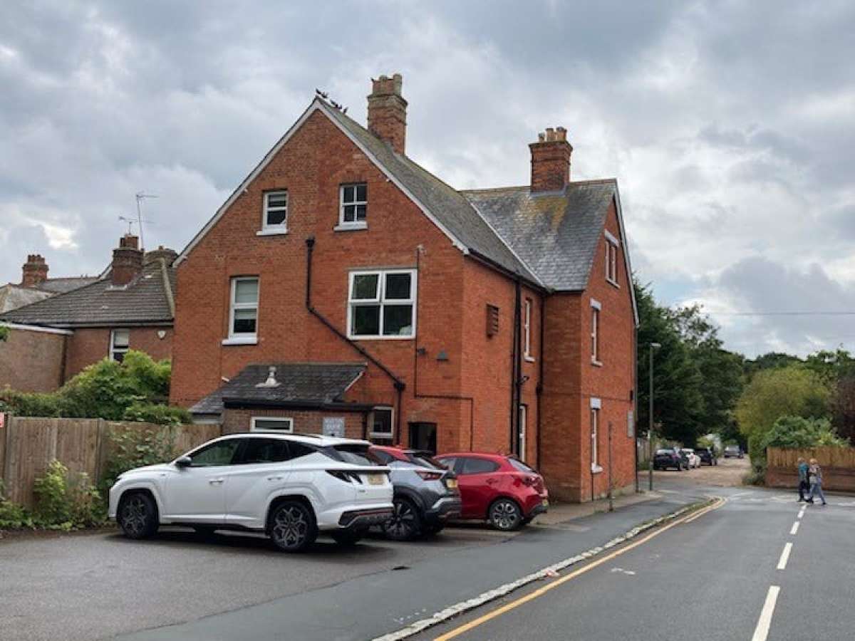 Office in Camberley - photo 3