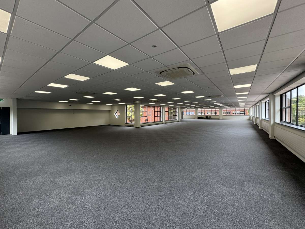 Office in Peterborough - photo 3