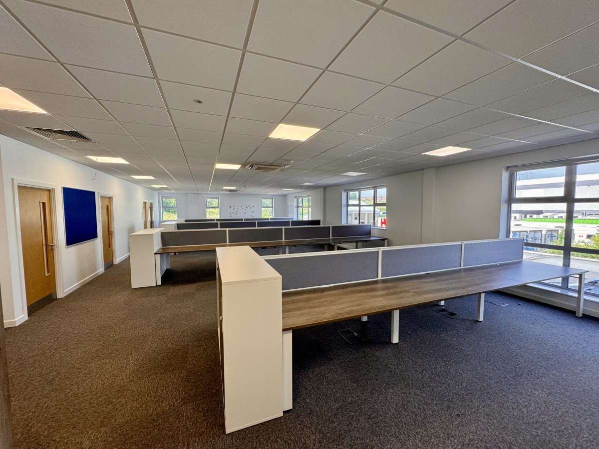 Office in Derby - photo 3