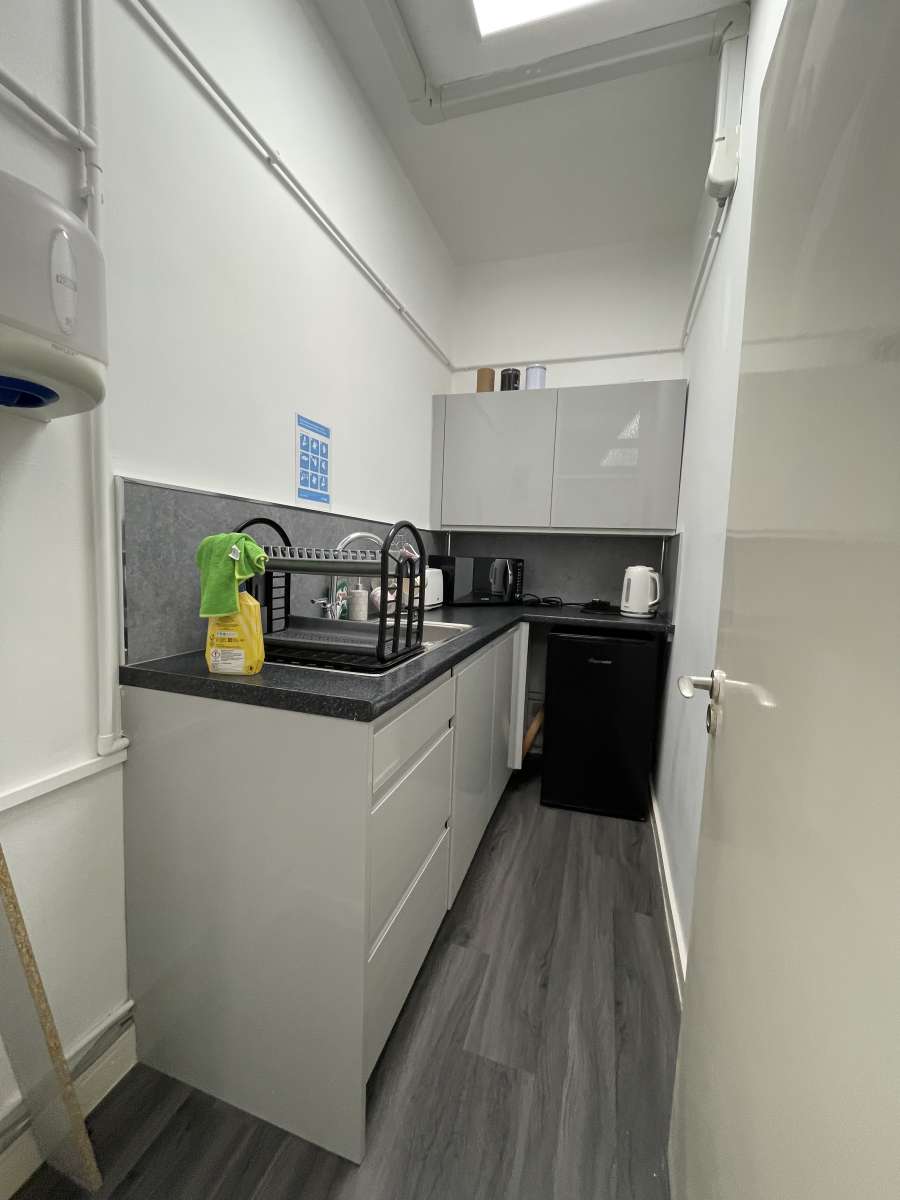 Office in Thetford - photo 4