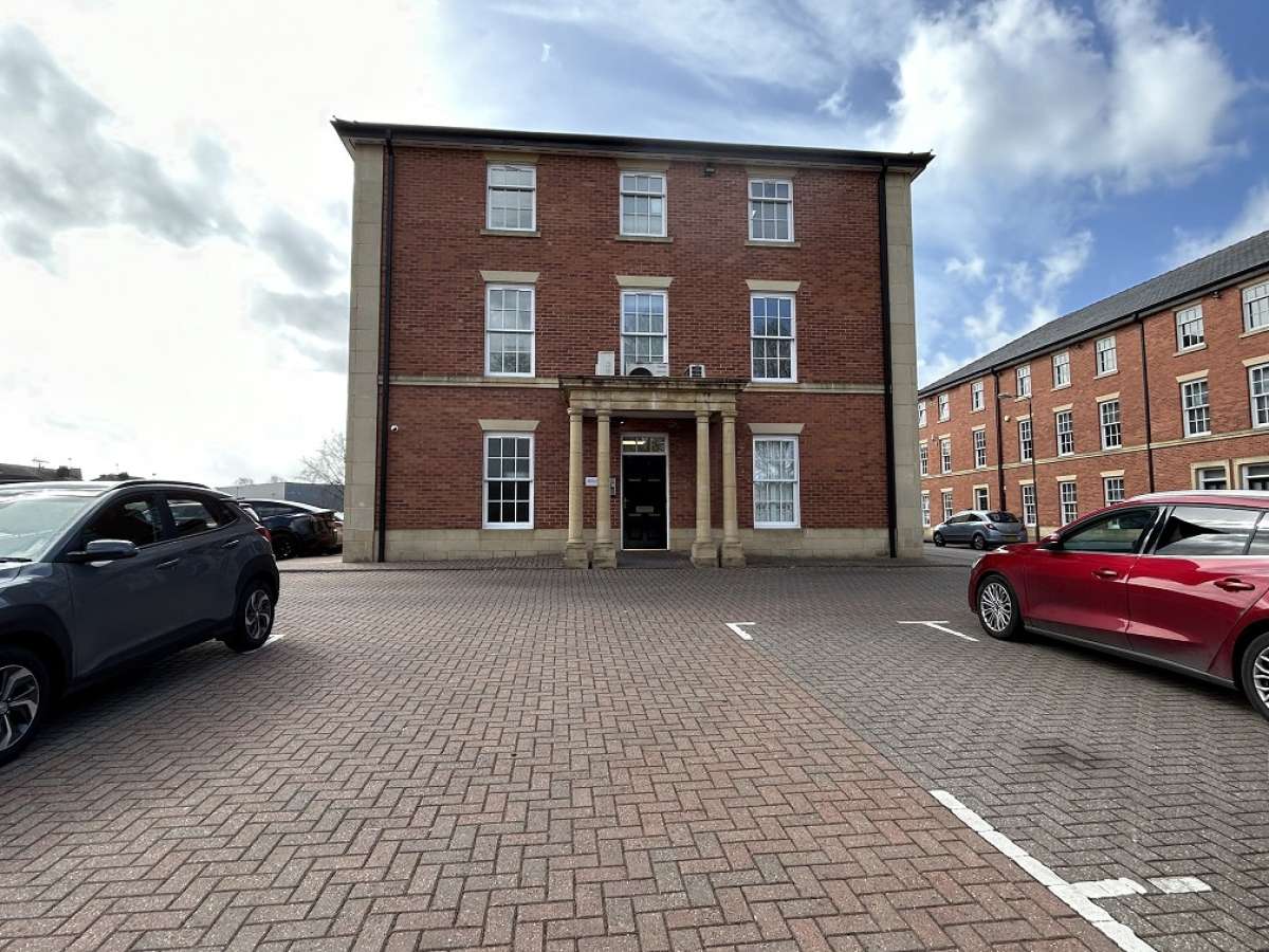 Office in Derby - photo 2
