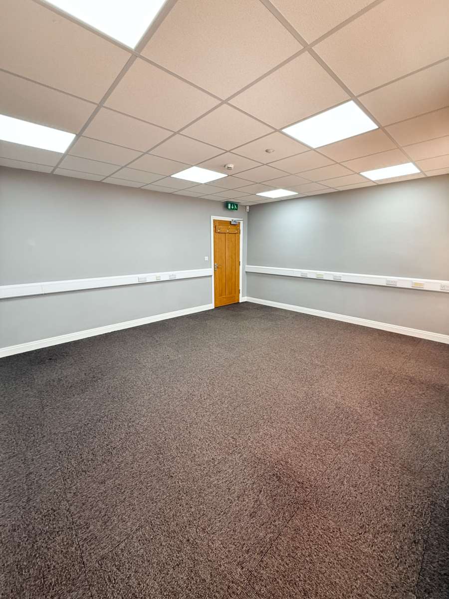 Office in Hebden Bridge - photo 2