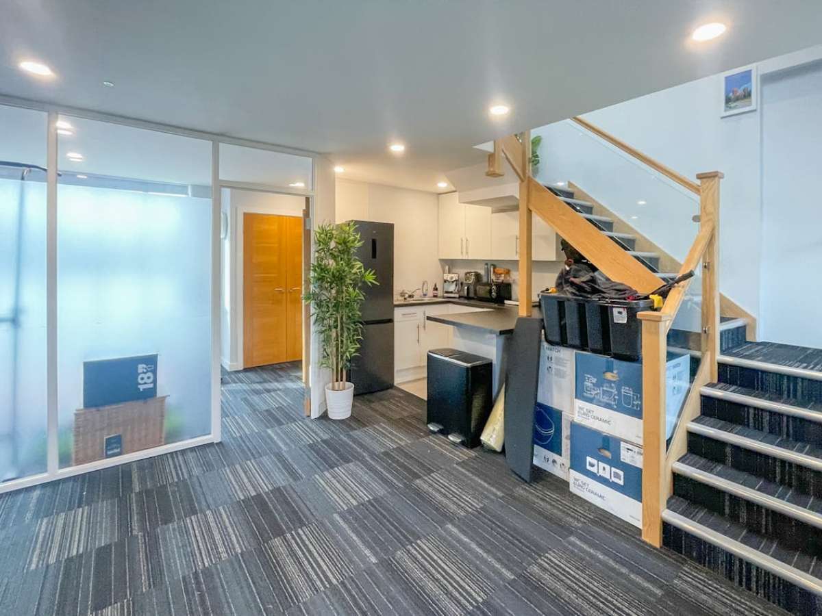 Office in Poole - photo 2