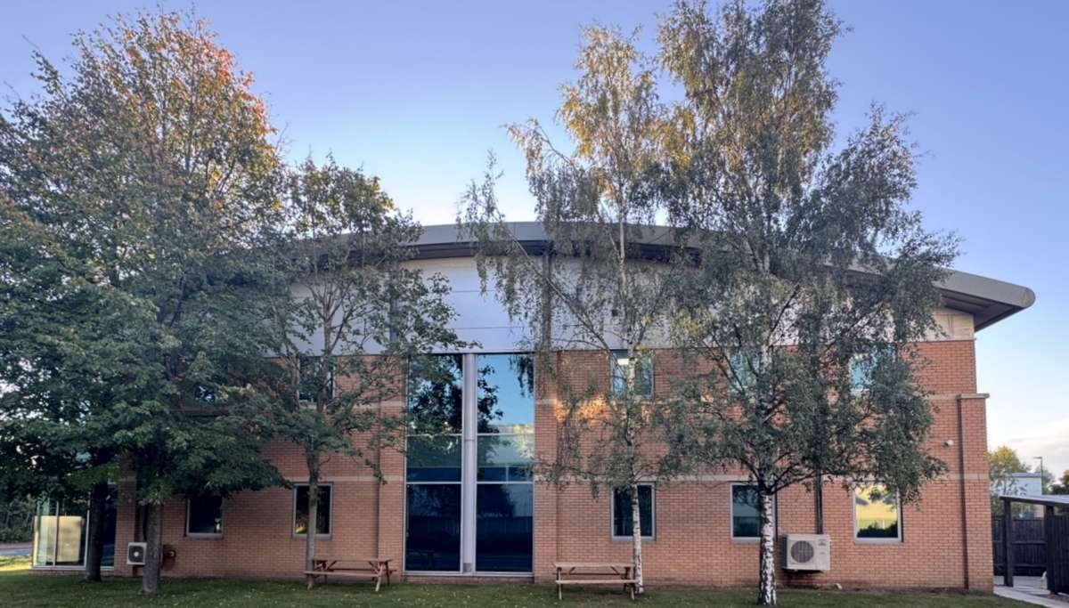 Office in Doncaster - photo 4