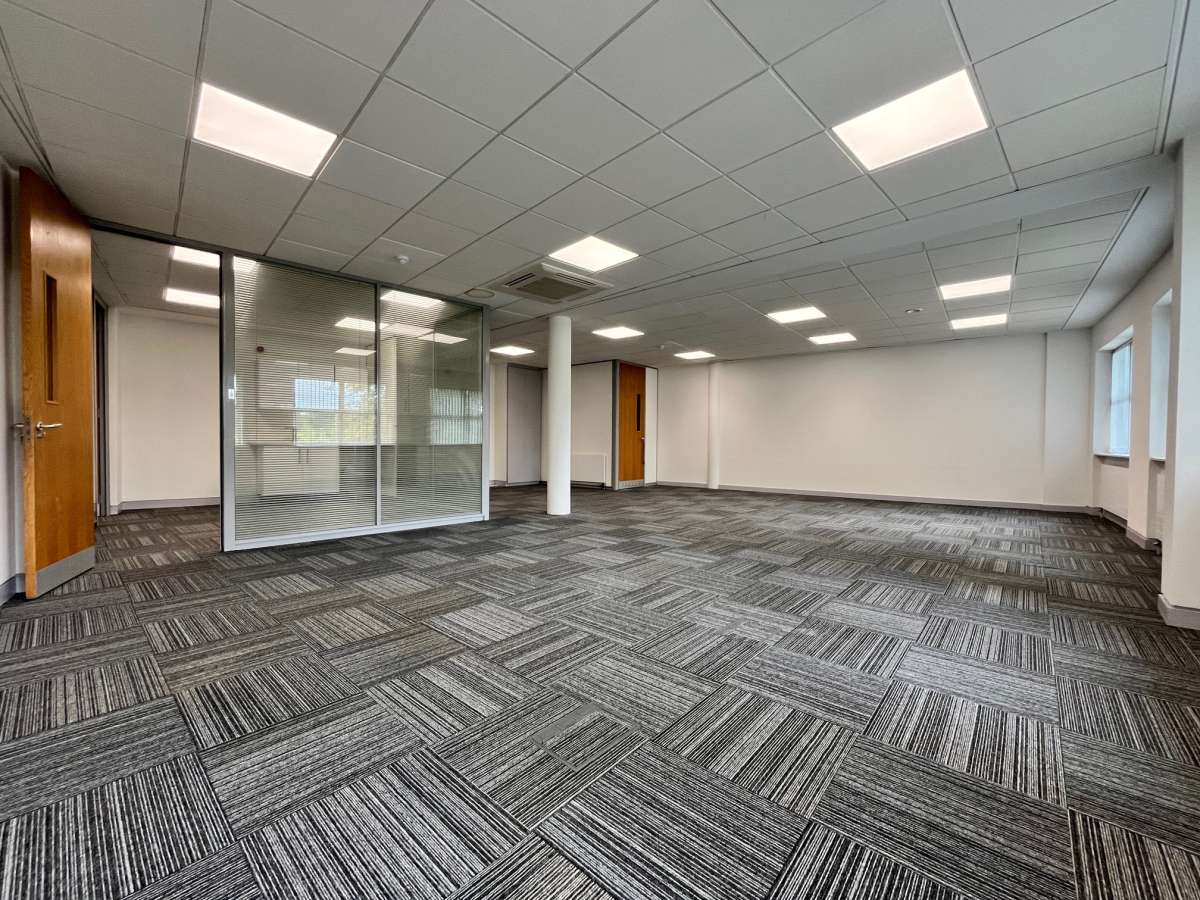 Office in Colchester - photo 4