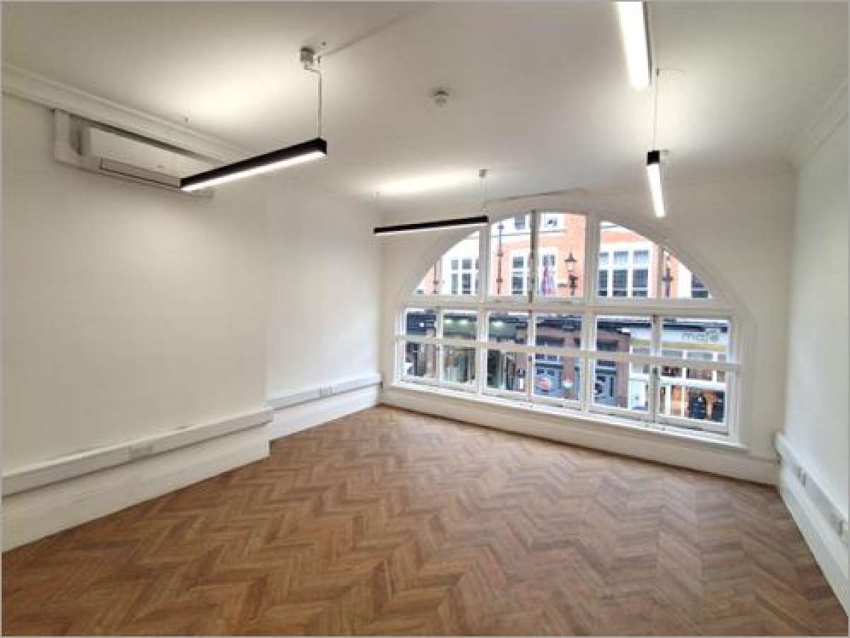 Office in London - photo 2