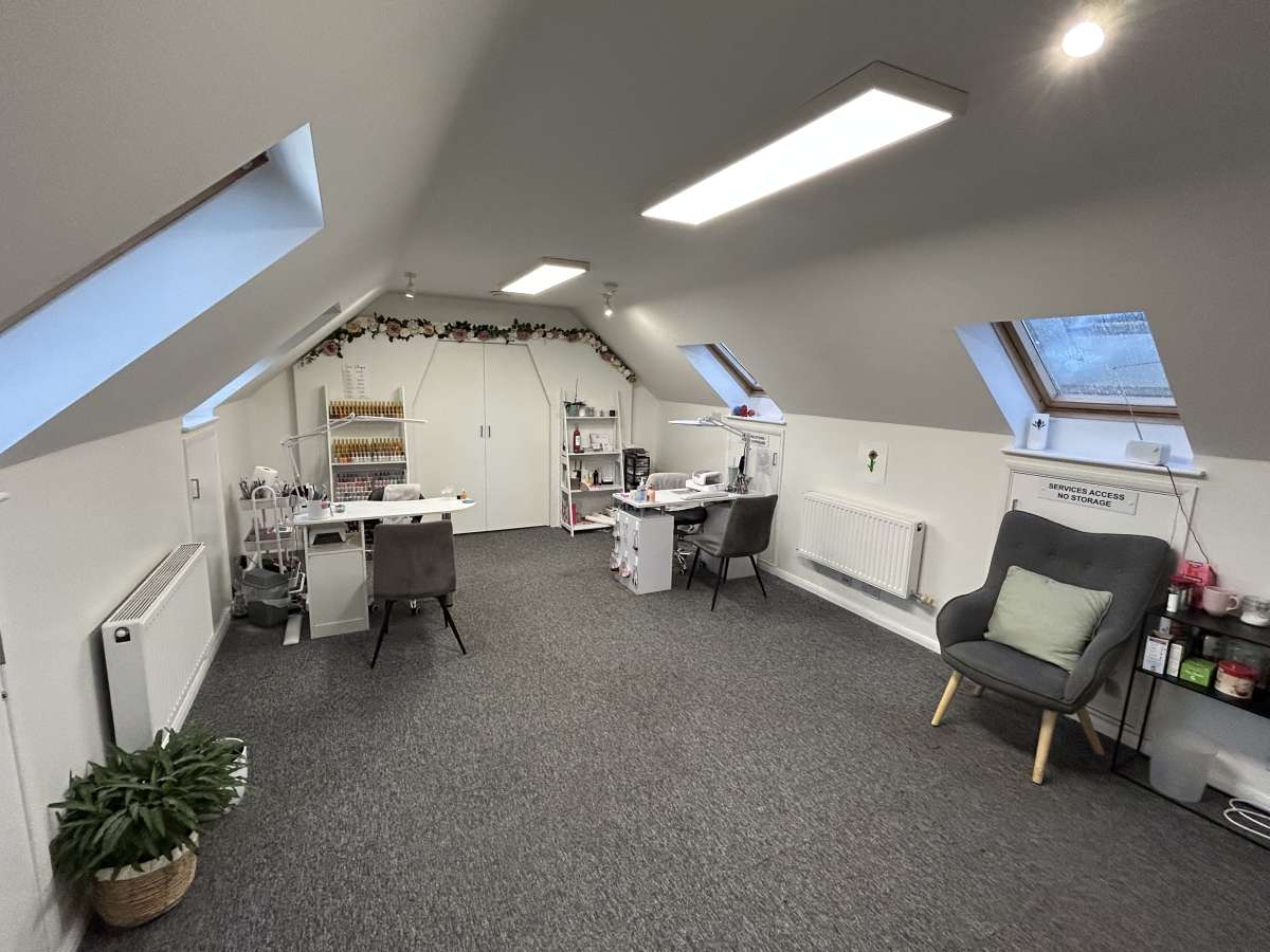 Office in Great Yarmouth - photo 4