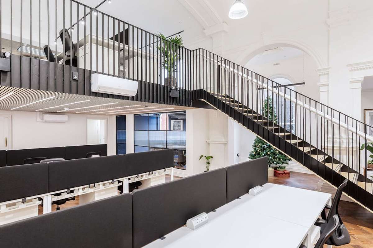 Office in Bournemouth - photo 2