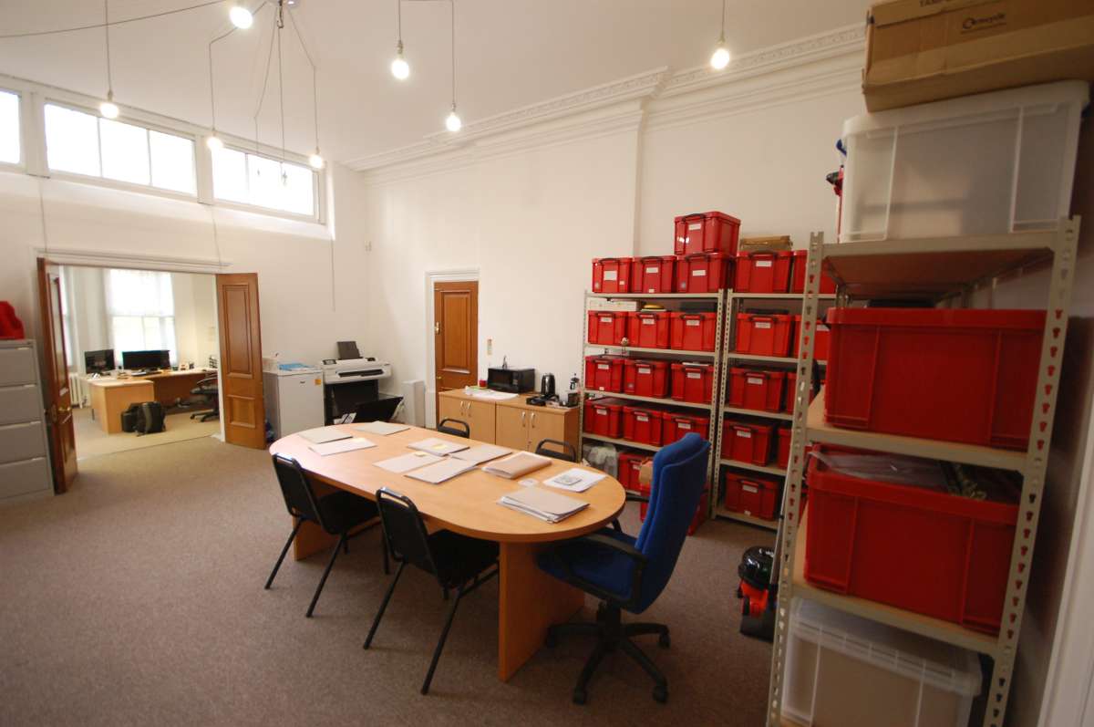 Office in Desford - photo 4