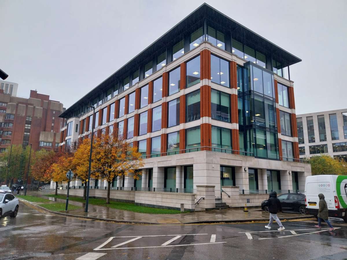 Office in Leeds - photo 3