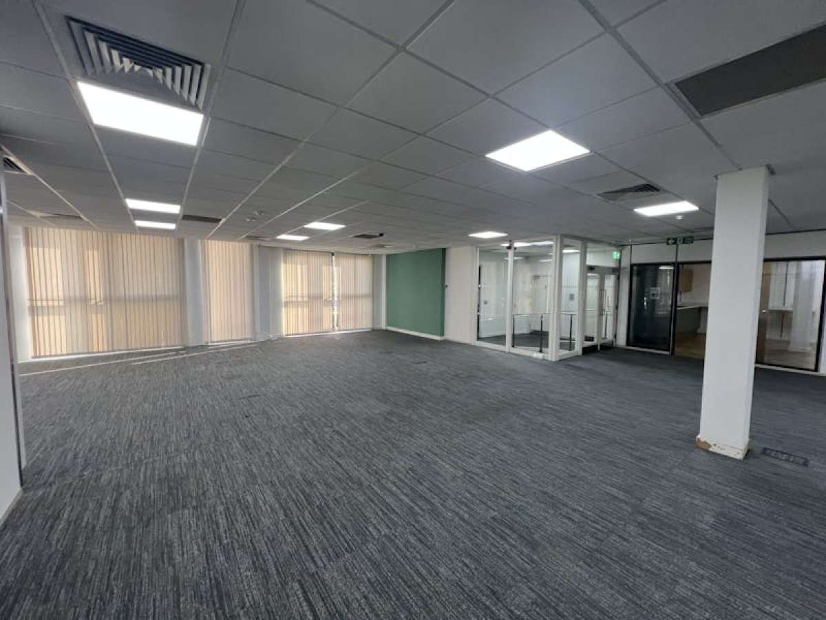 Office in Portsmouth - photo 4